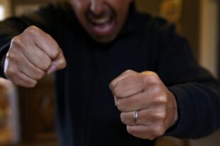 locataire frappe propriétaire