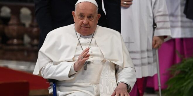 Urgent : Le pape François hospitalisé à Rome