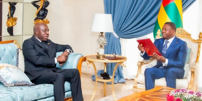 Faure Gnassingbé reçoit un message du président angolais