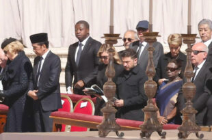 Faure Gnassingbé aux funérailles du Pape François