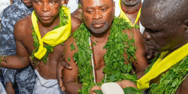 Epé-Ekpé 2025 : La couleur de la pierre sacrée est blanc-sale