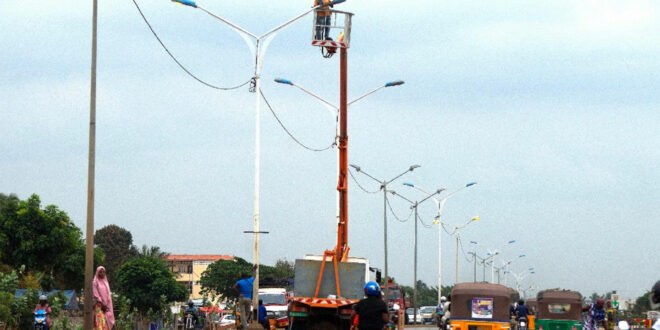 Sécurité routière : les autorités relancent l’éclairage public sur plusieurs axes