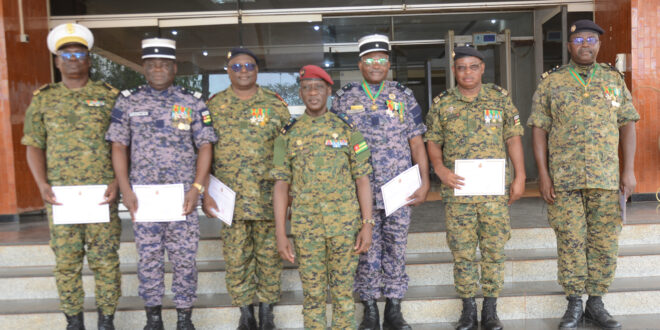 Les Forces Armées Togolaises honorent les militaires admis à la retraite